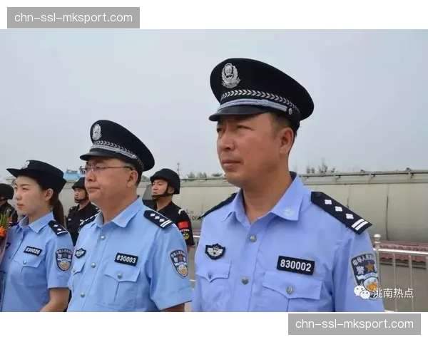 多名球迷因倒卖决赛门票被捕，警方破获跨国犯罪团伙
